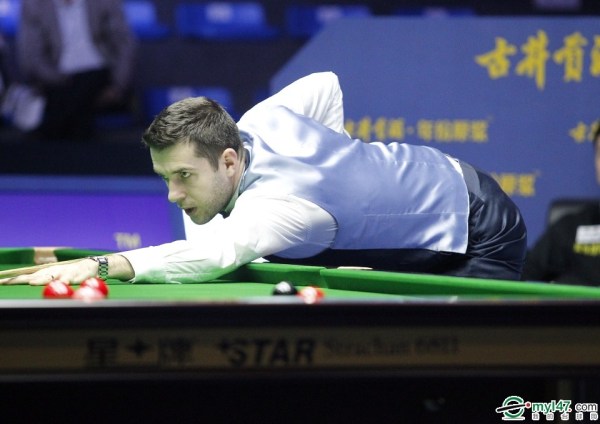 里刚走小卡 里刚走小卡